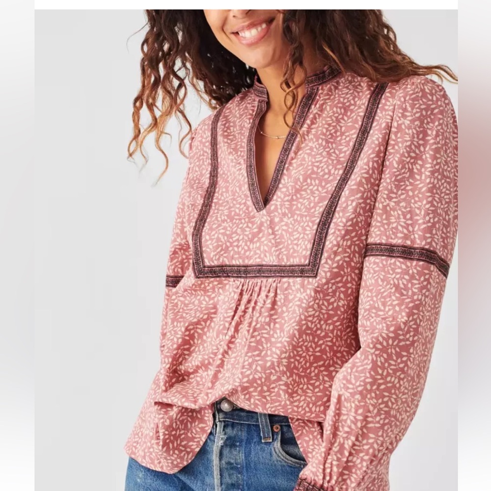 NWT Faherty Aurora Top Mauve Leaf Batik Mauve Leaf Batik medium